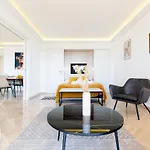 Riviera - Sea View - Clim - 50m - De Standing - Spacieux 180 M2 - Parking Daire