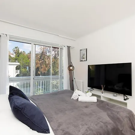 Riviera - Sea View - Clim - 50m - De Standing - Spacieux 180 M2 - Parking شقة