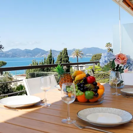 Riviera - Sea View - Clim - 50m - De Standing - Spacieux 180 M2 - Parking Apartman